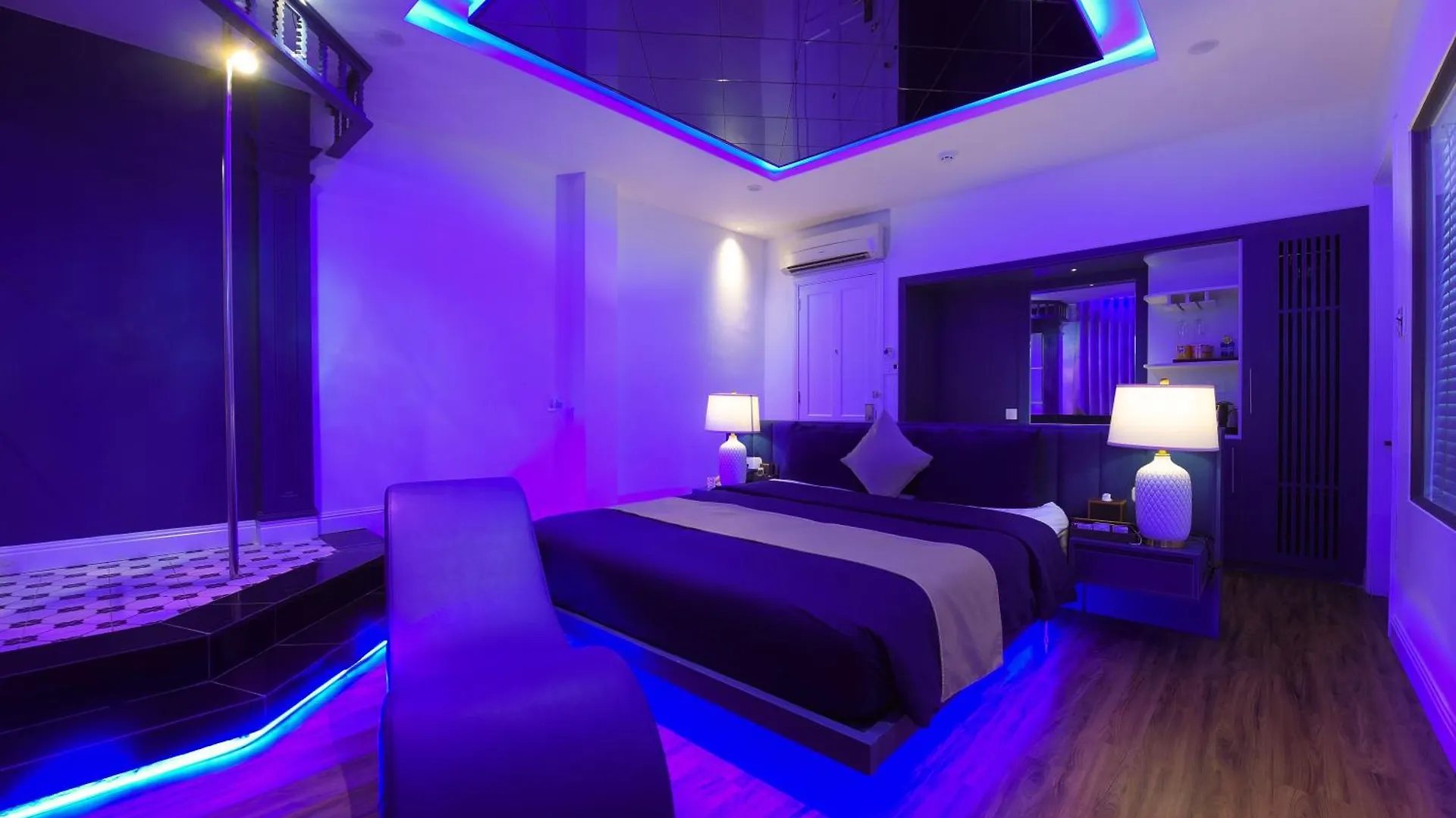 Love hotel Chiic House 3 - Khach San Tinh Yeu Hotel Da Nang Vietnam