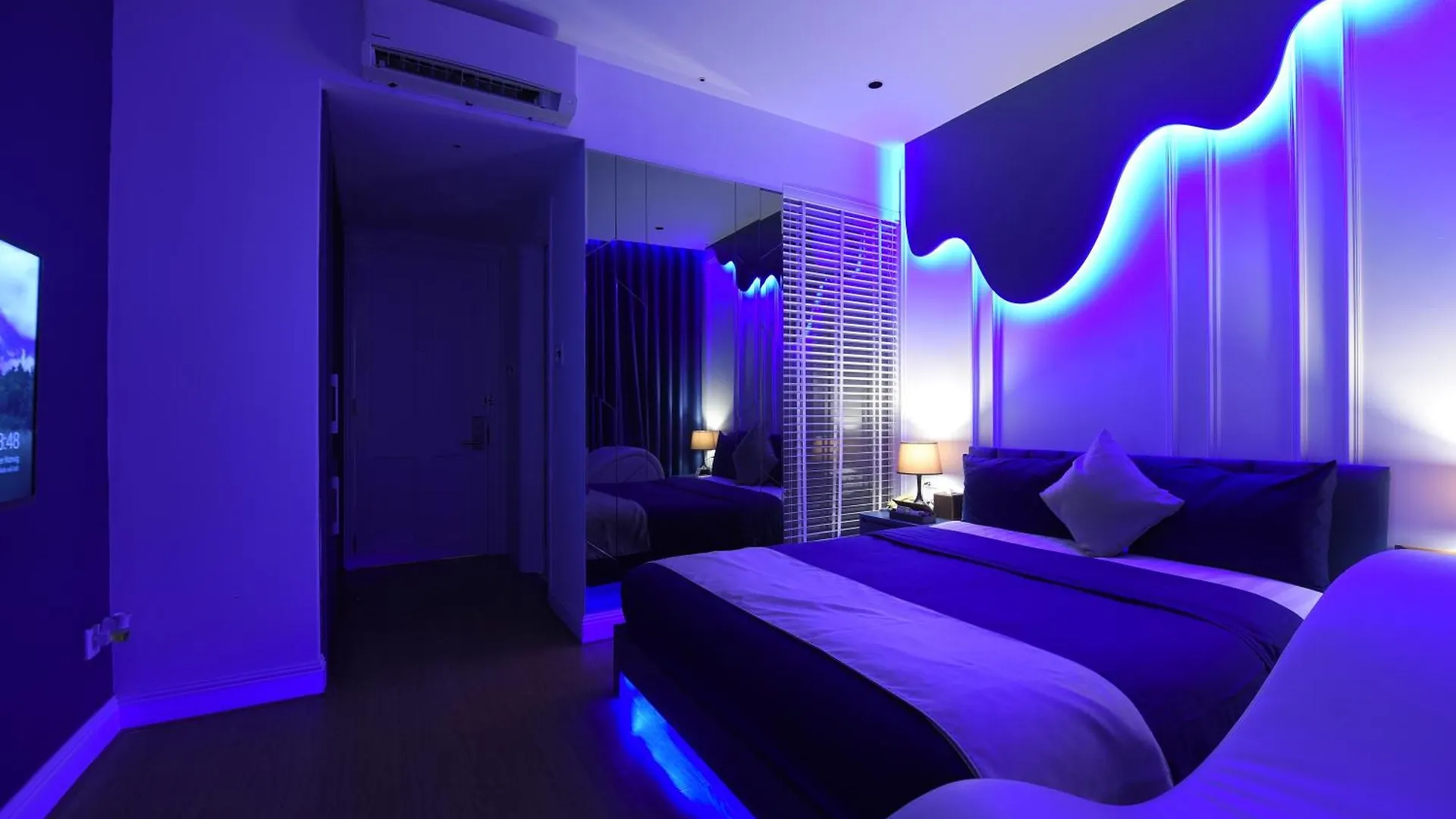 Love hotel Chiic House 3 - Khach San Tinh Yeu Hotel Da Nang Vietnam