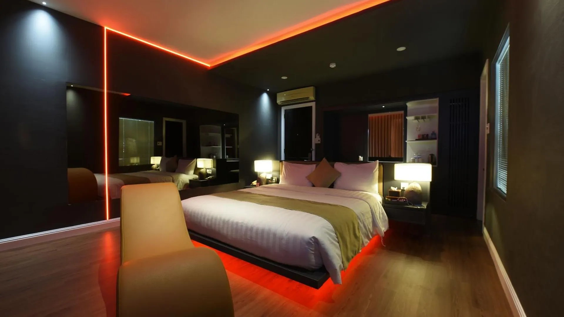 Love hotel Chiic House 3 - Khach San Tinh Yeu Hotel Da Nang