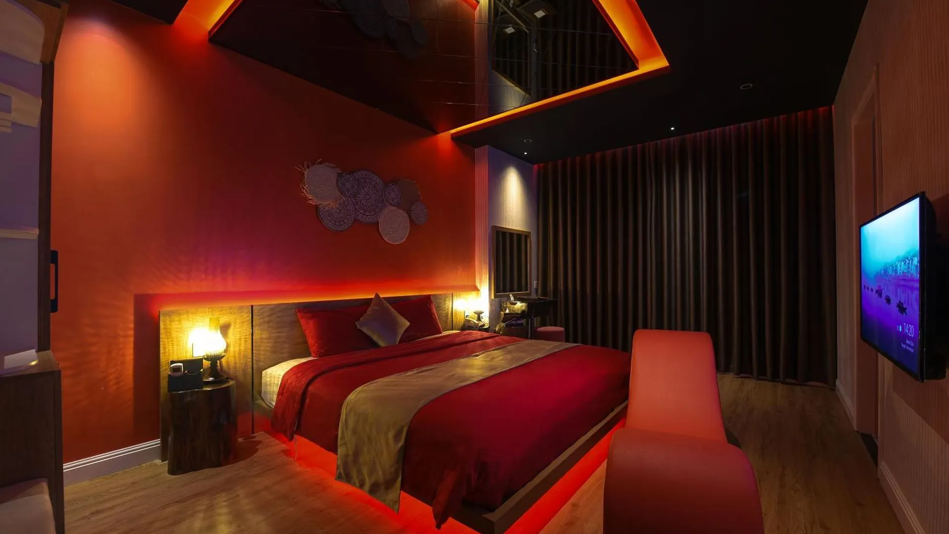 Chiic House 3 - Khach San Tinh Yeu Hotel Da Nang Love hotel